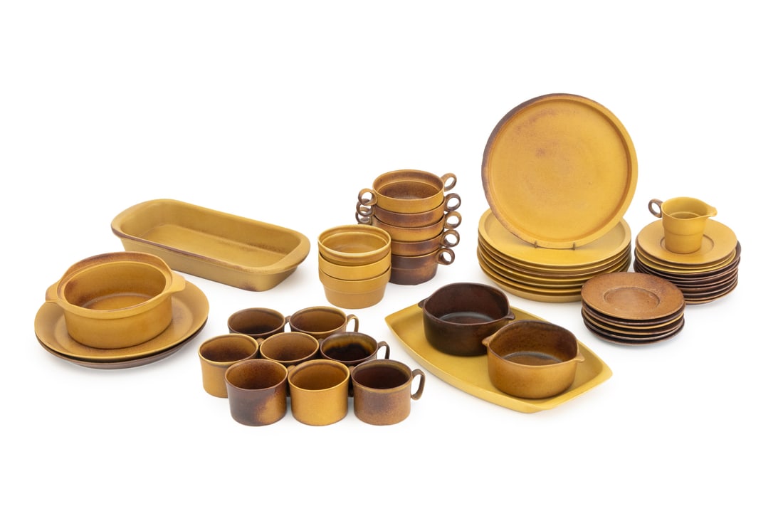 Bennington Tawny Mustard Modern Service, 49 Pcs. (1 of 20)