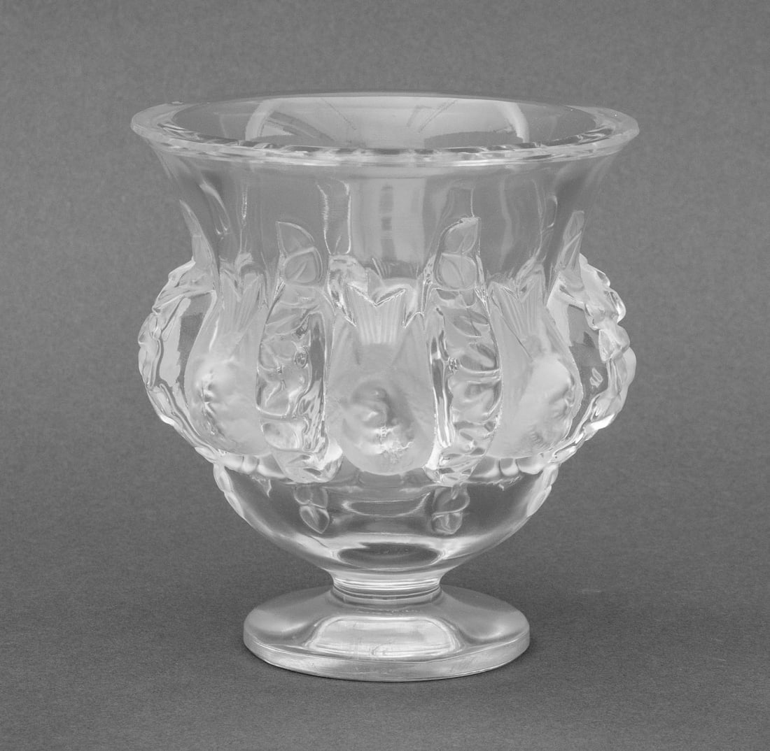 Lalique Crystal "Dampierre" Vase (1 of 9)