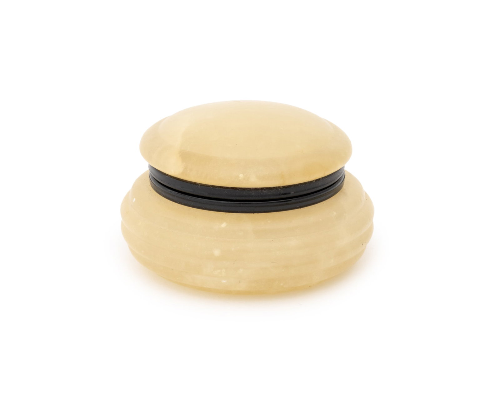 Italian Alabaster Trinket Box: Italian Alabaster Trinket Box, metal mounted. 1.75" H x 3" Diameter. Provenance: From the Estate of Gerard Stora, Vice President of Wildenstein Gallery. Keywords: Carved Stone, Vintage, Diminutive
