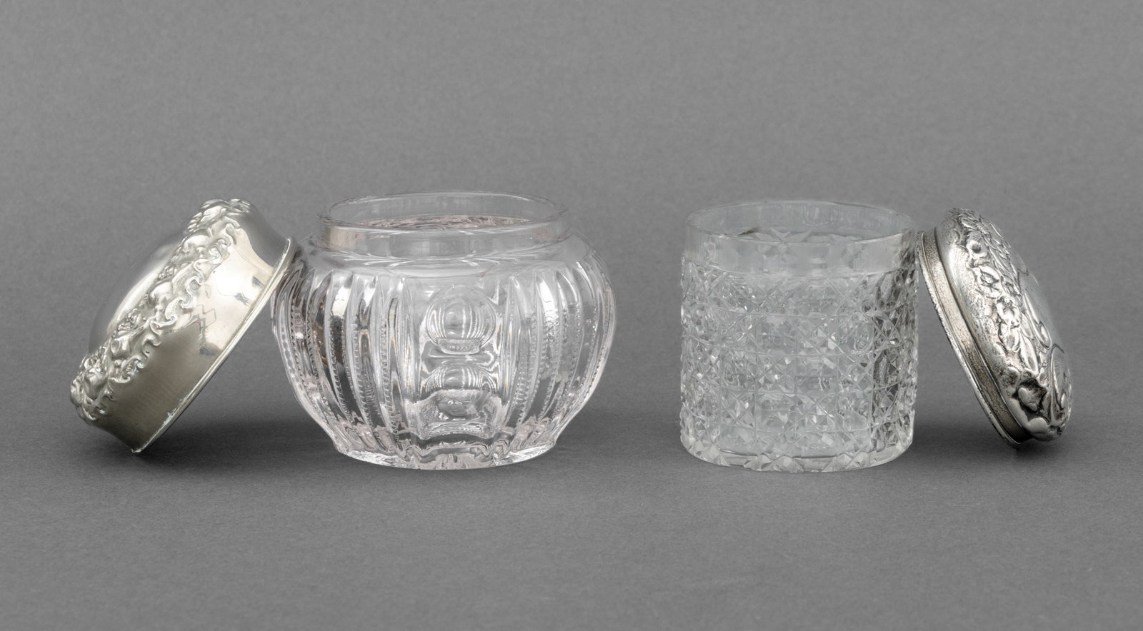 Art Nouveau Dressing Table Accessories, 7 - 10