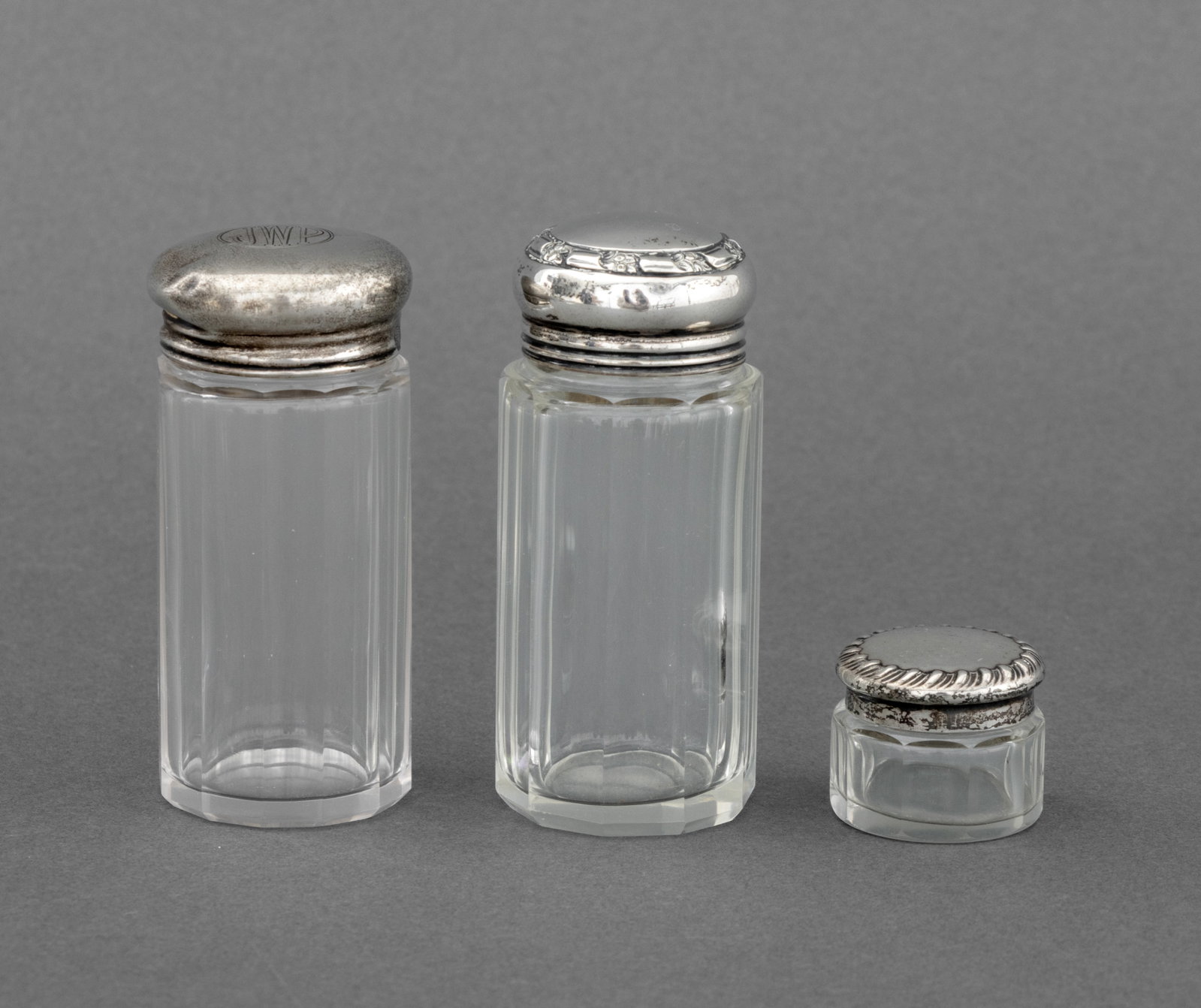 Art Nouveau Dressing Table Accessories, 7 - 13