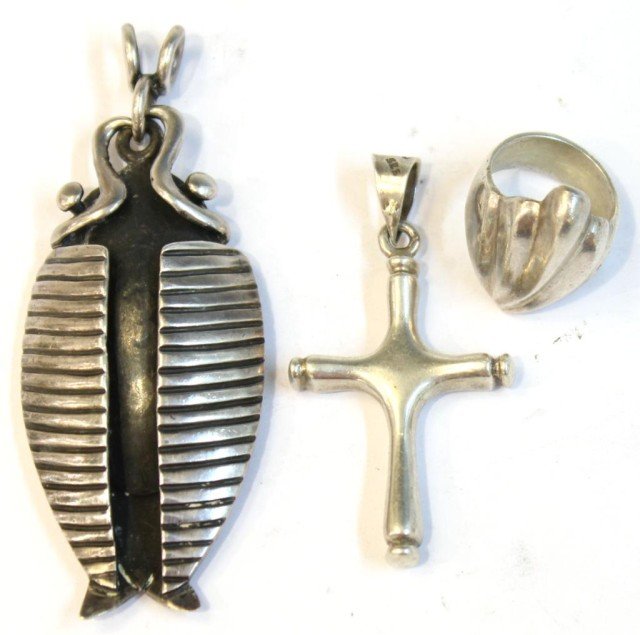 3 Mexican Sterling Silver Jewelry Articles (1 of 5)