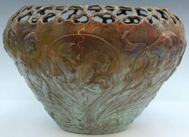 Art Nouveau Beaten & Hammered Copper Jardiniere (1 of 4)