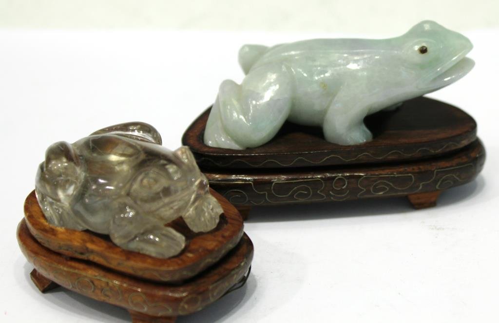 Two Small Carved Stone Frogs (1 of 5)