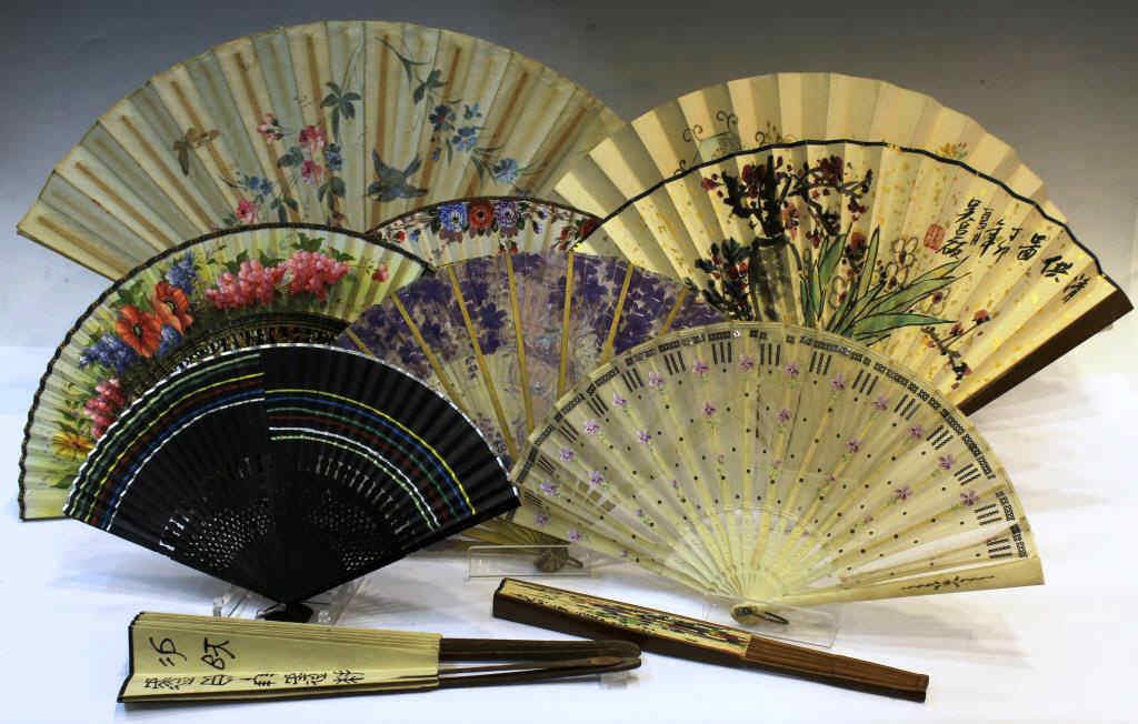 10 Assorted Woman's Fans (1 of 6)
