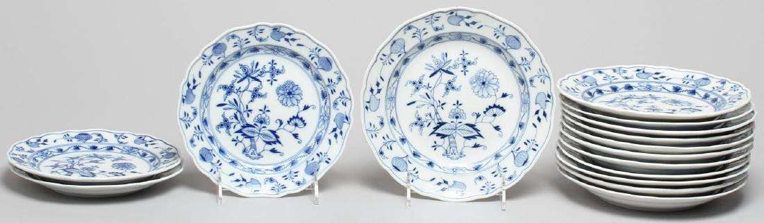 15 Meissen "Blue Onion" Plates (1 of 6)