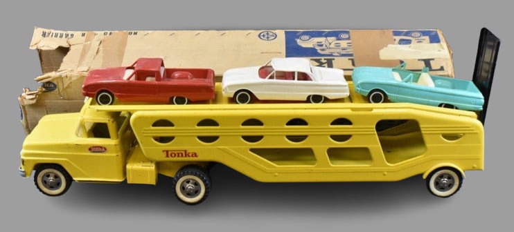 1960 Tonka #840 Car Carrier truck and trailer w/ 3 cars (1 of 12)