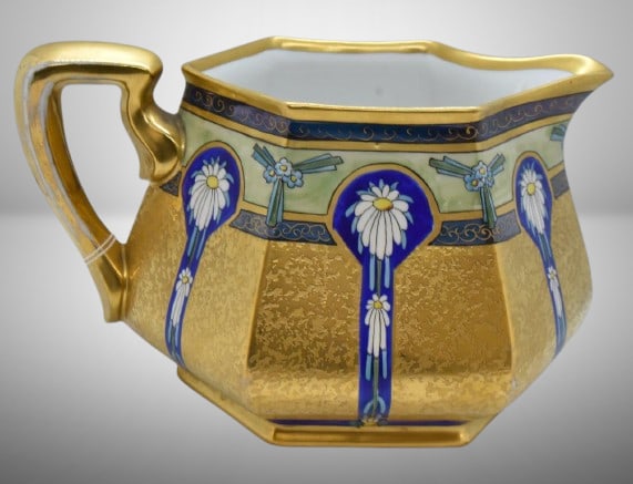 Mrkd. Pickard 5.5" cider pitcher in Encrusted Linear pattern (1 of 5)