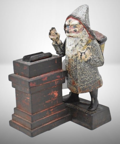 Cast Iron Santa Claus mechanical bank (1 of 7)