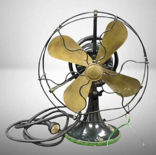 Vintage General Electric "Whiz" elec. fan (1 of 11)