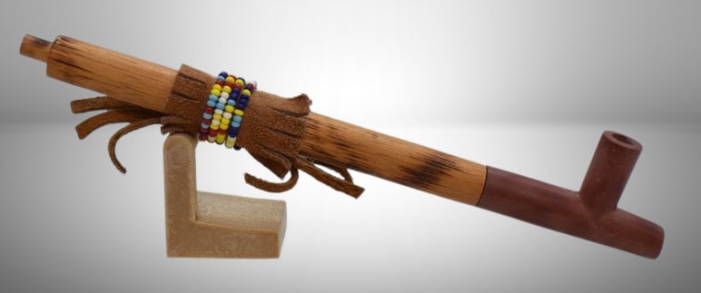 Native American Indian pipe, 7"l (1 of 8)