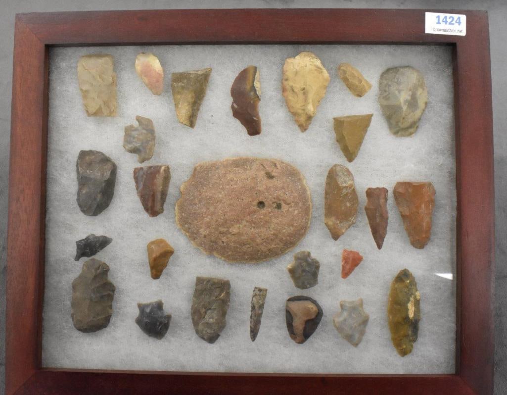 (26) Native American artifacts incl. points, stone tools, etc. (1 of 6)