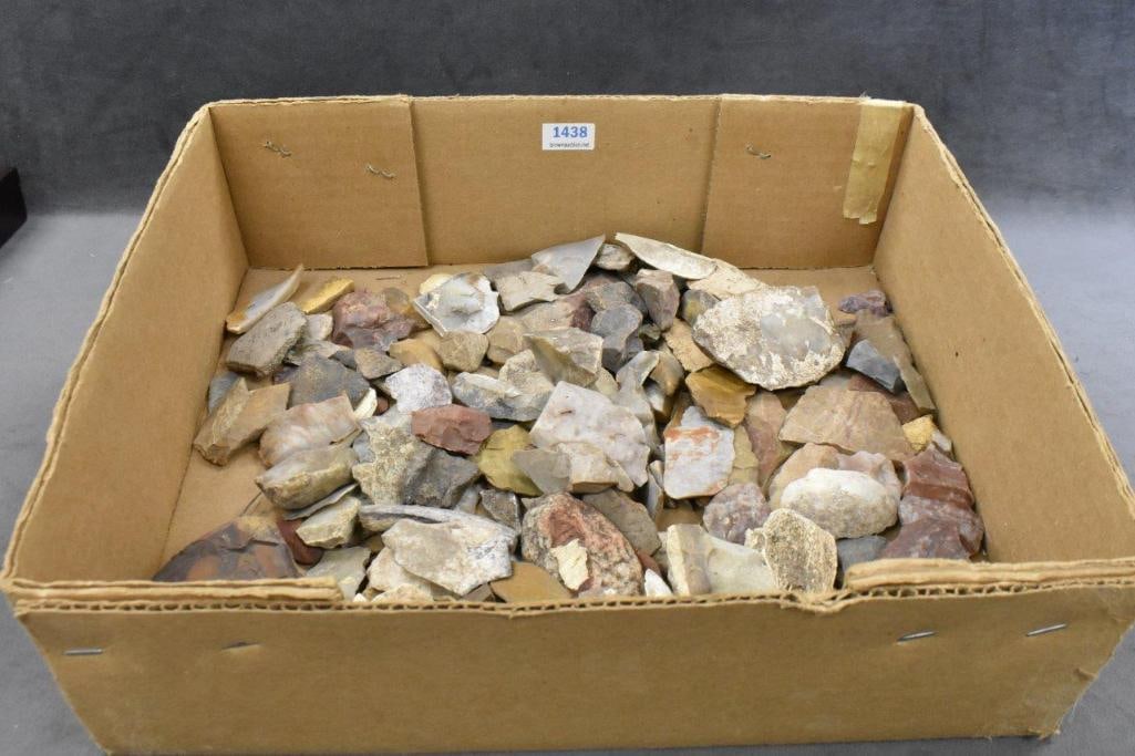 Large assortment of Native American artifacts - points, arrowheads, tools, etc. (1 of 7)