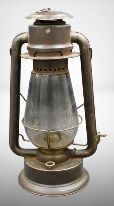 C.T. Ham Mfg. No. 2 Cold Blast kerosene lantern (1 of 12)