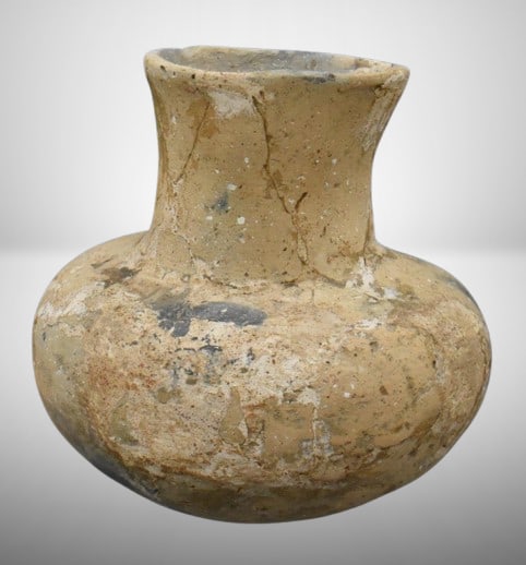 Pre-Columbian Native American 5"h water vessel/ bottle (1 of 6)