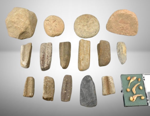 Assortment of Native American Indian stone tools, etc. (1 of 10)