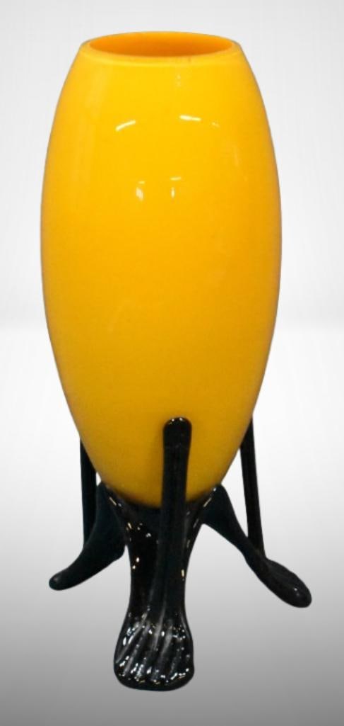 Czech Loetz "Tango" orange glass ftd. vase ; 8" tall. Please use pictures as part of the: Czech Loetz "Tango" orange glass ftd. vase ; 8" tall. Please use pictures as part of the description. Brown Auction attempts to call any flaw that can affect the value of each piece. It is the buyer's