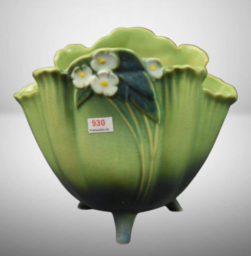 Roseville Mock Orange 930-8" planter/ vase, apple green: Roseville Mock Orange 930-8" planter/ vase, apple green; . Please use pictures as part of the description. Brown Auction attempts to call any flaw that can affect the value of each piece. It is the bu