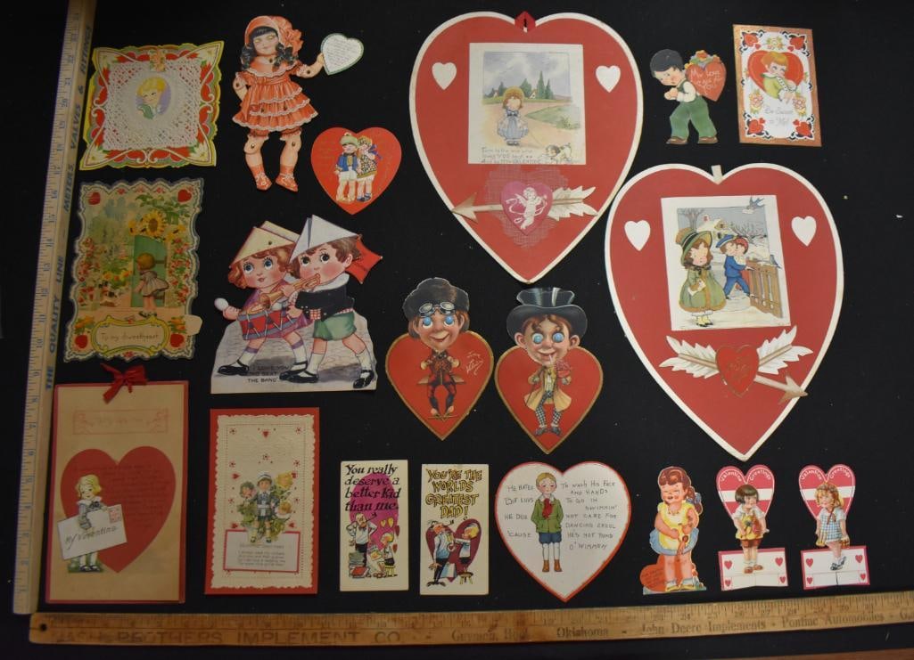 Great assortment of vintage Valentines: Great assortment of vintage Valentines; ; Items as pictured