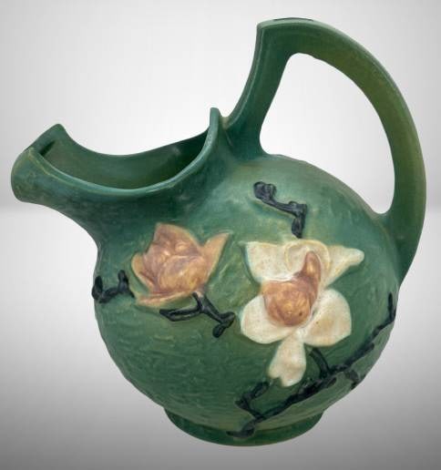 Roseville Magnolia No. 1327 Cider Pitcher, Green (1 of 7)