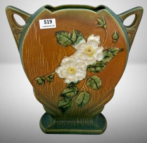Roseville White Rose 984-8" Vase, brown/green: Roseville White Rose 984-8" vase, brown/green No chips, cracks or repairs. In-house shipping available.