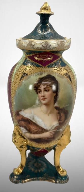 Hand-Painted Prov Saxe Portrait Vase (1 of 9)