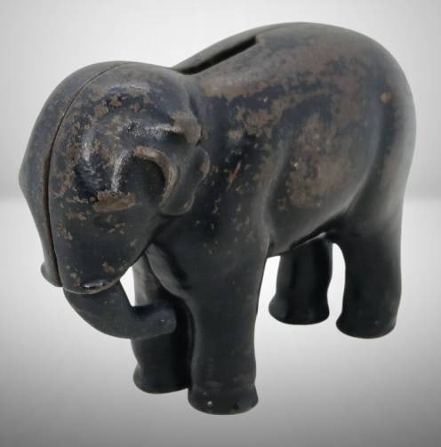 Cast Iron Elephant Still Bank (1 of 7)