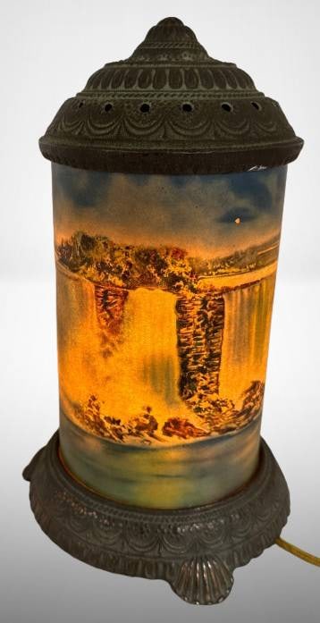 Scene-in-Action Motion Lamp (1 of 10)