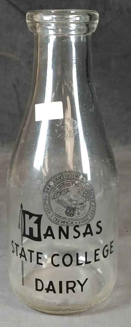 Kansas State College Dairy Milk Bottle (1 of 11)