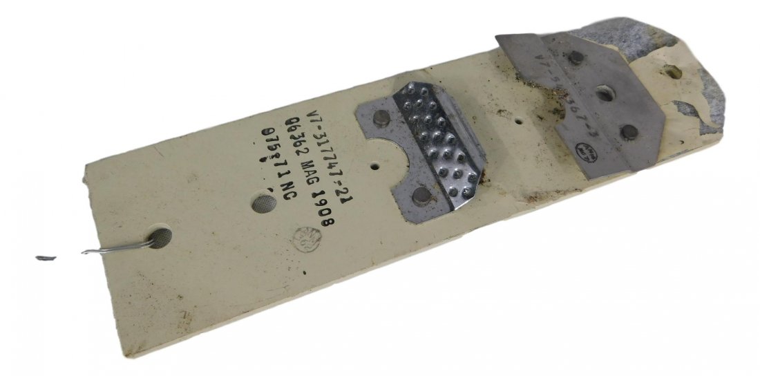 Flown Nasa Space Shuttle Orbiter Retainer Clip (1 of 5)