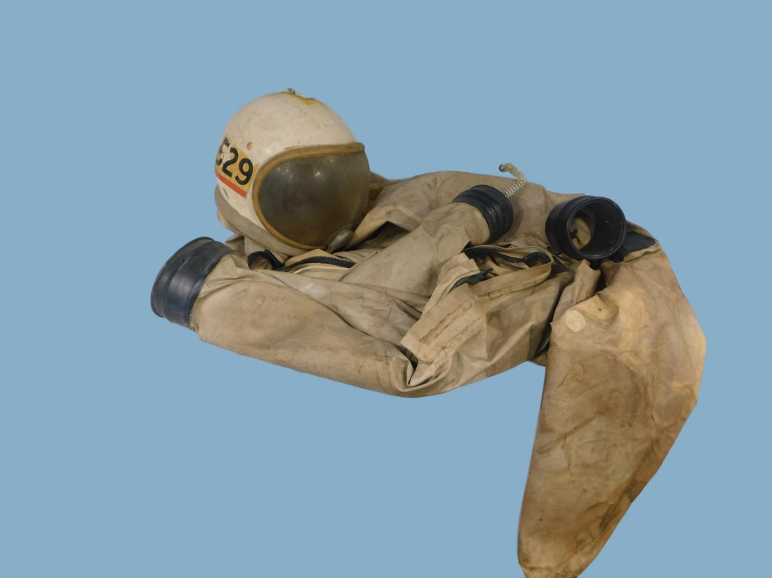 Nasa Apollo Ground Control Launch  Scape Suite & Helmet (1 of 2)