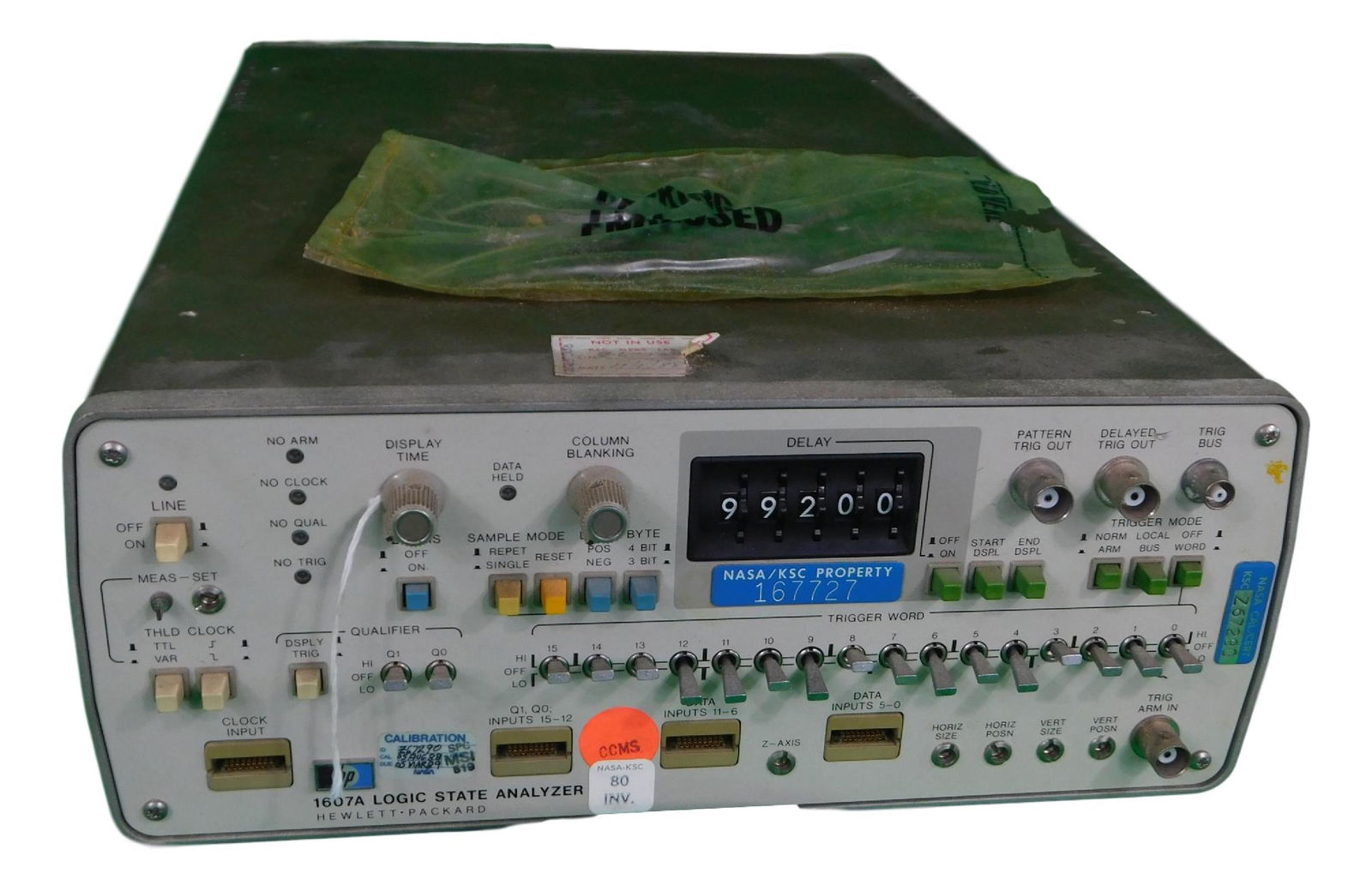 NASA SPACE SHUTTLE LOGIC STATE ANALYZER: NASA Space Shuttle Mission Logic State Analyzer Made by HP Part No 1607A Piece is 5" by 16 1/4“ by 11“ All items from the Estate of Charles Bell space auction in May of 2000All item f