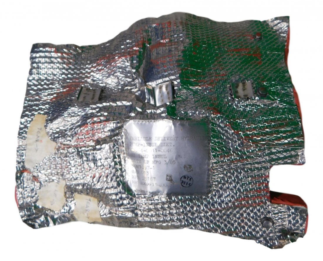 FLOWN NASA SPACE SHUTTLE BLANKET INSULATION HYDRAULIC: FLOWN NASA Space Shuttle Mission Blanket Insulation Hydraulic Pump Made by Hi Temp Insulation Part No MC364-0011-0046 Piece is 2“ by 9“ by 8“ All items from the Estate of Charles Bell space auct