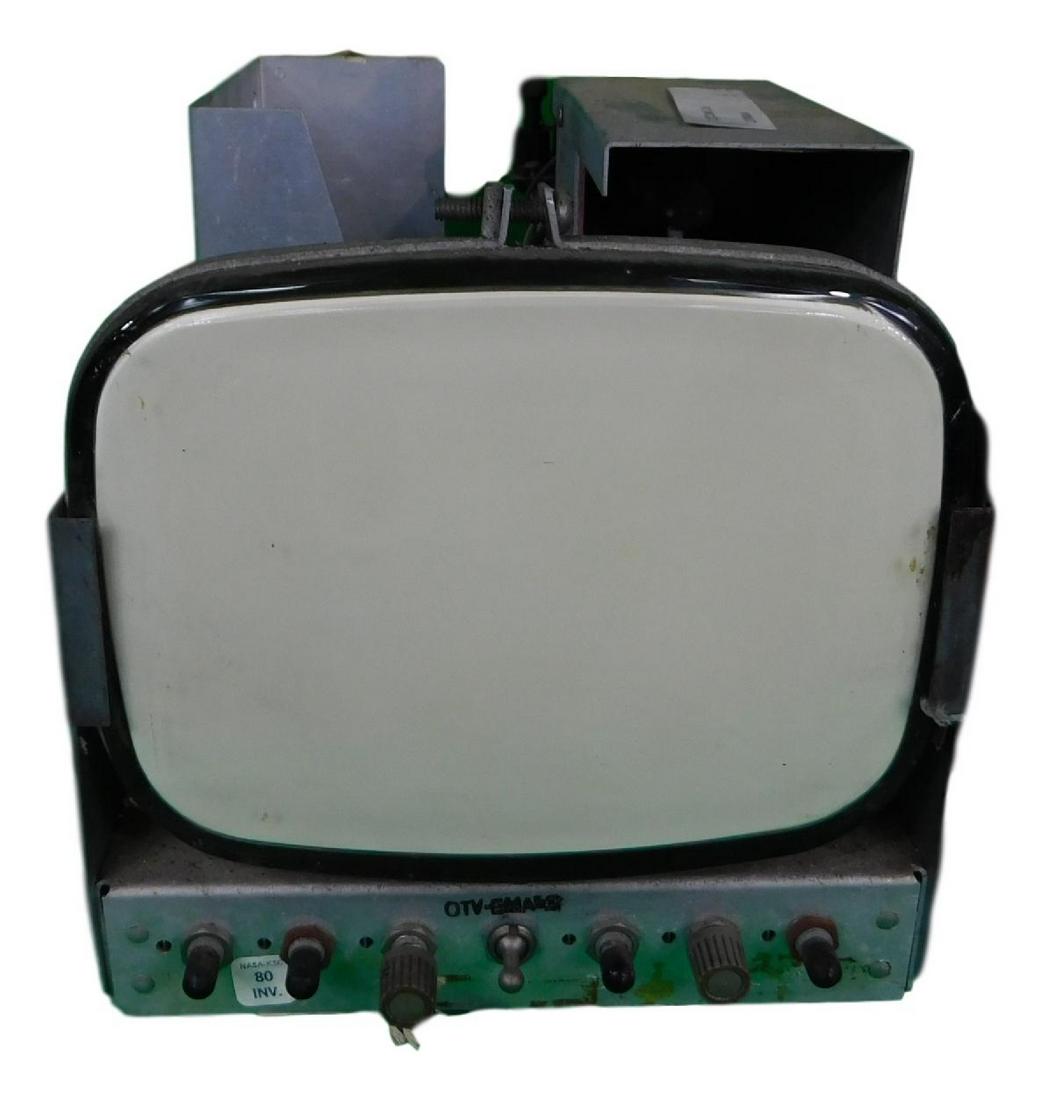 NASA APOLLO TELEVISION MONITOR: NASA Apollo Mission television Monitor Made by Miratel Part No TPB8RTD Piece is 8“ by 15“ by 8 1/2“ All items from the Estate of Charles Bell space auction in May of 2000All item for