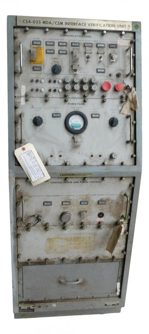 NASA APOLLO CHAMBER PRESSURIZATION UNIT: NASA Apollo Mission Chamber Pressurization Unit Made by Bendix Part No Chamber “R” Piece is 85 1/2“ by 22“ by 32 1/4“ All items from the Estate of Charles Bell space auction in May of 2000Al