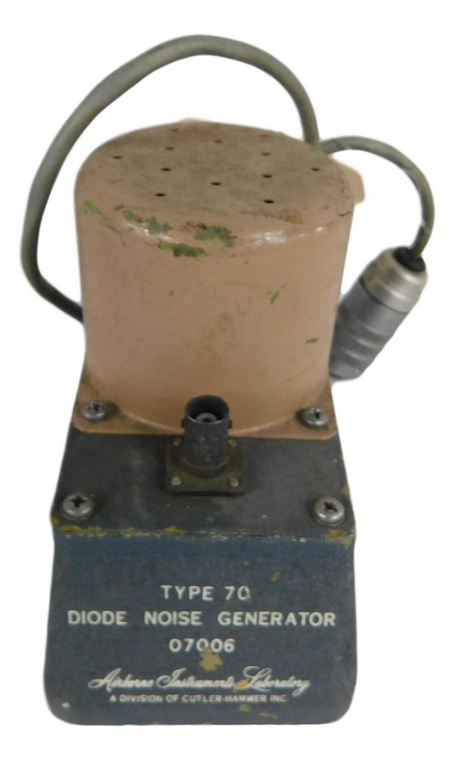 NASA APOLLO TYPE 70 DIODE NOISE GENERATOR (1 of 4)