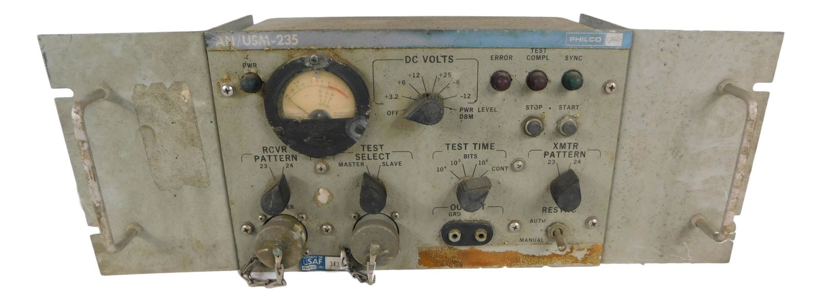 NASA APOLLO TRANSMITTER/RECEIVER TEST UNIT: NASA Mission Transmitter Receiver Test Unit by Philco Ford Part No AN/USM-235 Piece is 7" by 5 1/2" by 19" All items from the Estate of Charles Bell space auction in May of 2000 All item for this Auct