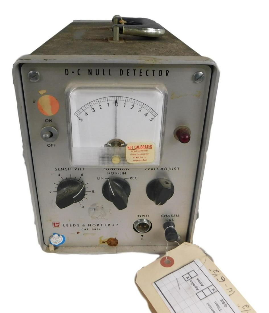 NASA APOLLO DC NULL DETECTOR (1 of 4)