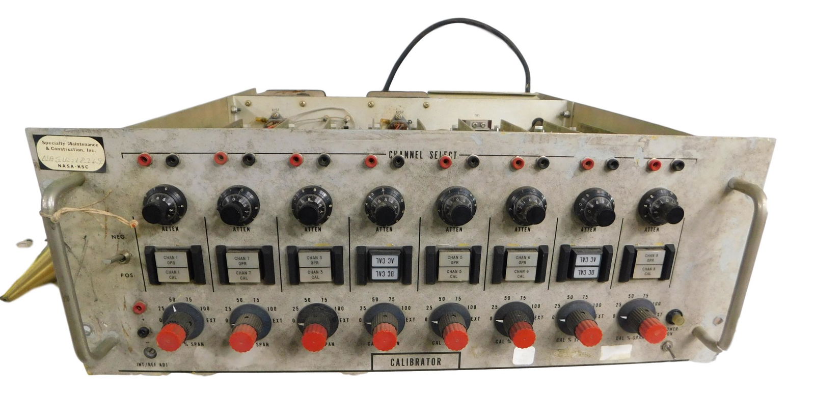 NASA APOLLO MISSION CALIBRATOR: NASA Apollo Mission Calibrator by GE Part No 63E900429G1 Piece is 7" by 21" by 19" All items from the Estate of Charles Bell space auction in May of 2000 All item for this Auction Located in Orlando F