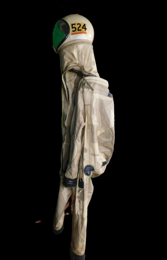NASA APOLLO MISSION SCAPE SUIT (1 of 5)