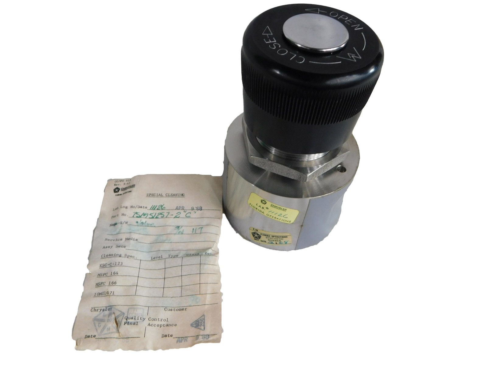 NASA APOLLO HAND OPERATED SHUTOFF VALVE (1 of 6)