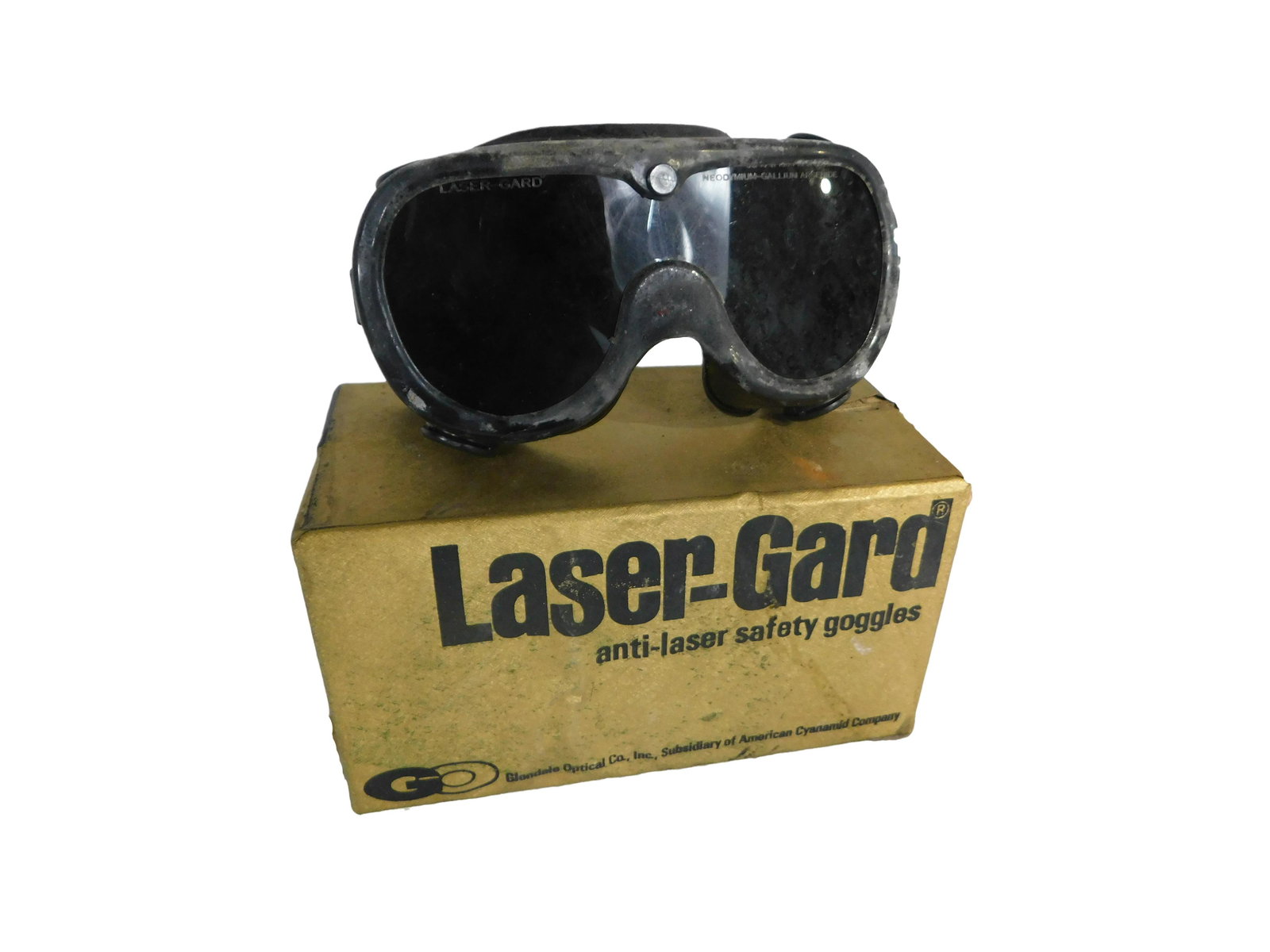 NASA LASER GUARD SAFETY GOGGLES (1 of 5)