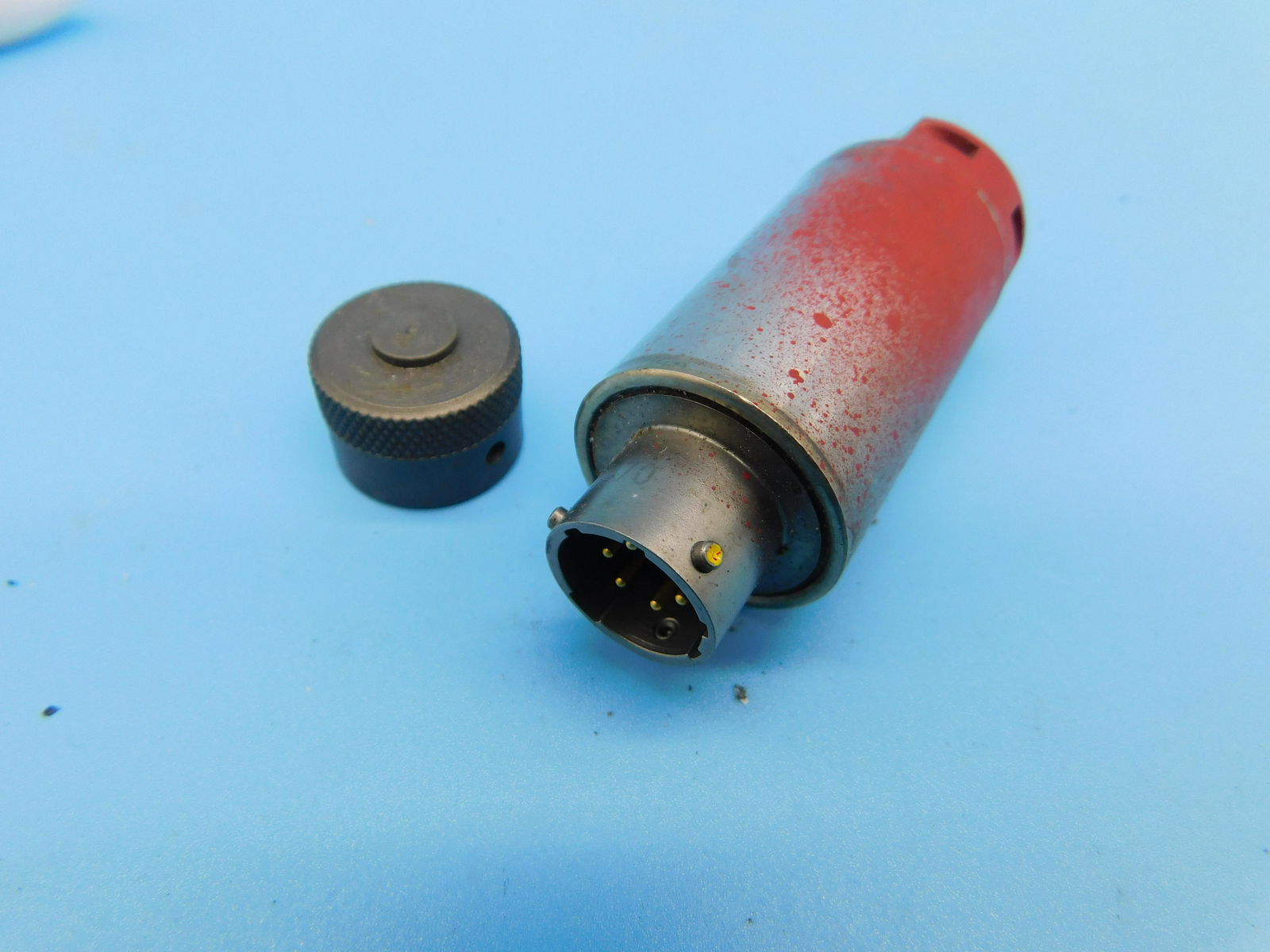 NASA UNIDENTIFIED SPACE ITEM NO RESERVE: NASA Unidentified items up for auction. All items from NASA; some APOLLO, some Space Shuttle possible flown items. You will have to be the judge on these. All items from the Estate of Charles Bell spa