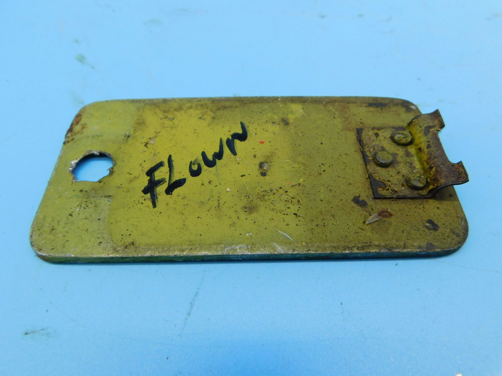 NASA UNIDENTIFIED SPACE ITEM NO RESERVE: NASA Unidentified items up for auction. All items from NASA; some APOLLO, some Space Shuttle possible flown items. You will have to be the judge on these. All items from the Estate of Charles Bell spa