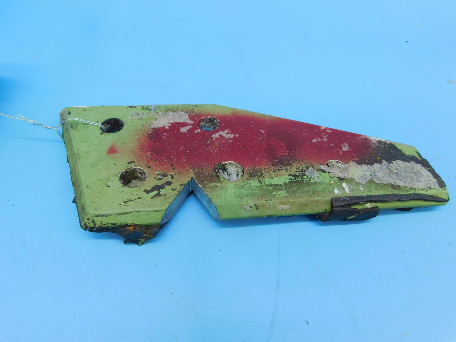 NASA UNIDENTIFIED SPACE ITEM NO RESERVE: NASA Unidentified items up for auction. All items from NASA; some APOLLO, some Space Shuttle possible flown items. You will have to be the judge on these. All items from the Estate of Charles Bell spa