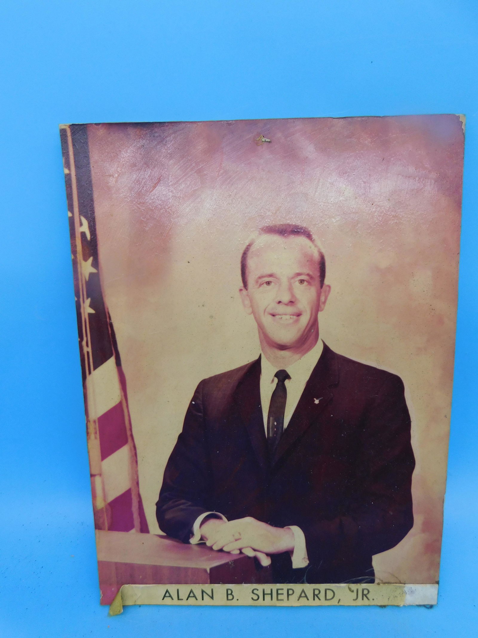 NASA UNIDENTIFIED SPACE ITEM NO RESERVE: NASA Unidentified items up for auction. All items from NASA; some APOLLO, some Space Shuttle possible flown items. You will have to be the judge on these. All items from the Estate of Charles Bell spa