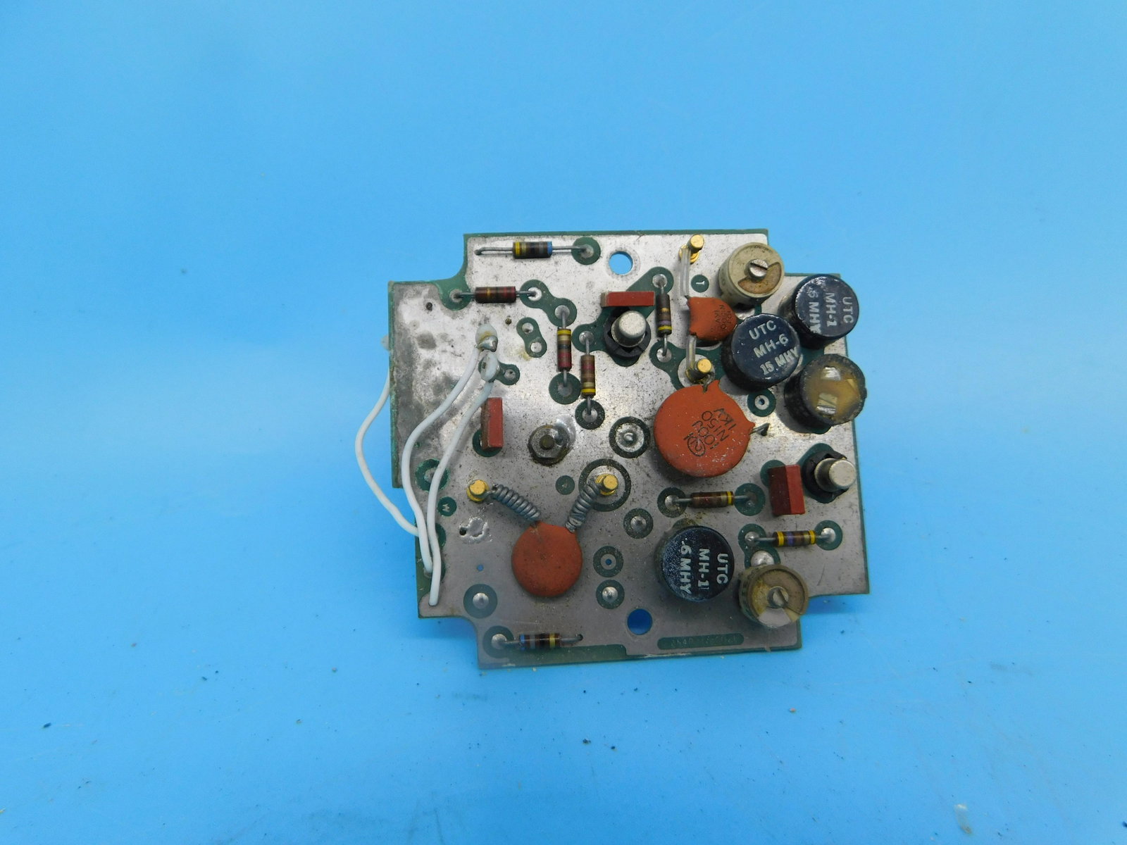 NASA UNIDENTIFIED SPACE ITEM NO RESERVE: NASA Unidentified items up for auction. All items from NASA; some APOLLO, some Space Shuttle possible flown items. You will have to be the judge on these. All items from the Estate of Charles Bell spa