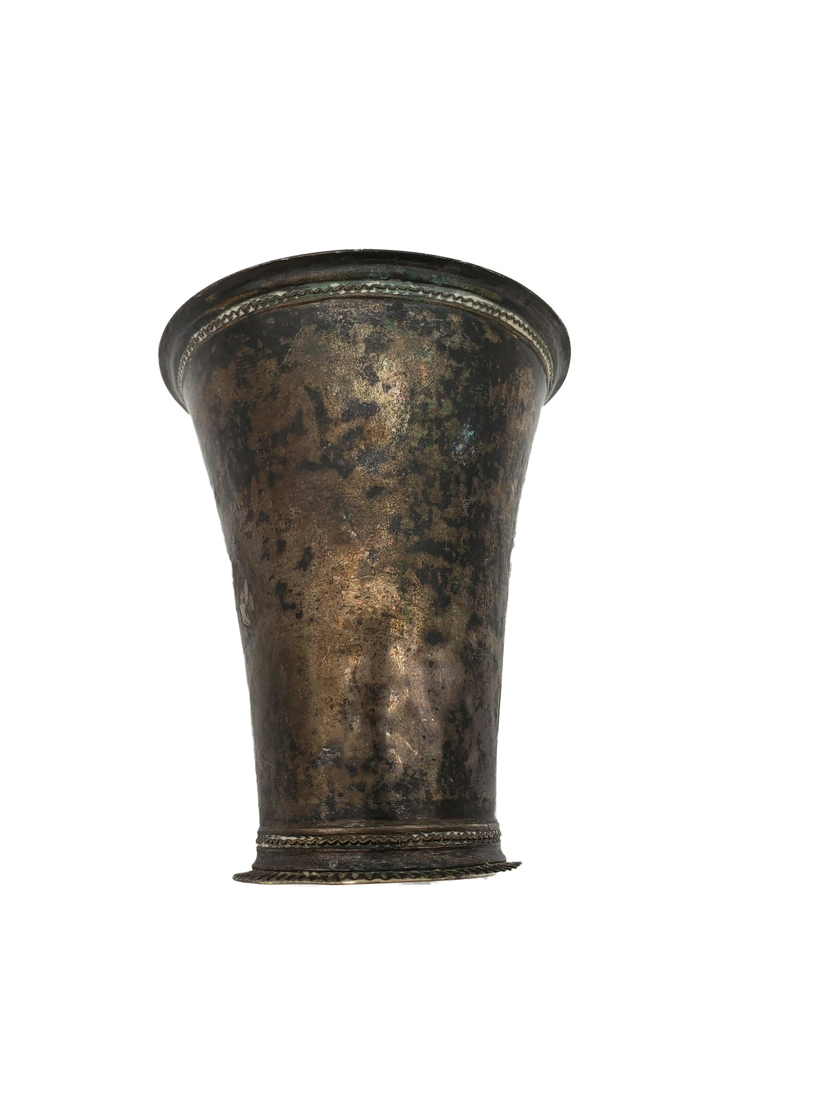 Antique Sterling Silver Cup.: Antique Sterling Silver Cup. 3 1/2" x 3"