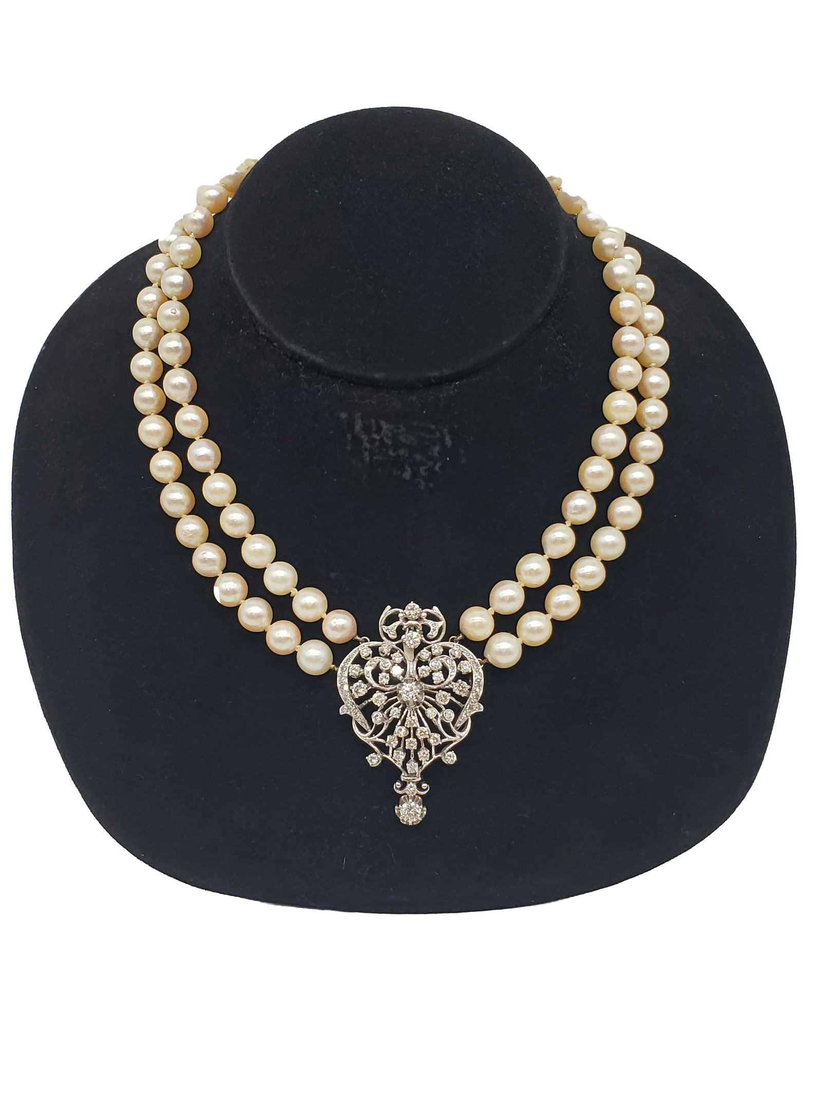 5KT DIAMOND W 14KT GOLD PENDANT PEARL NECKLACE: 5KT DIAMOND W 14KT WHITE GOLD PENDANT PEARL NECKLACE All item for this Auction Located in in Hollywood Florida Warehouse For Shipping Call today for quote they have item numbers and Pak Mail is availa