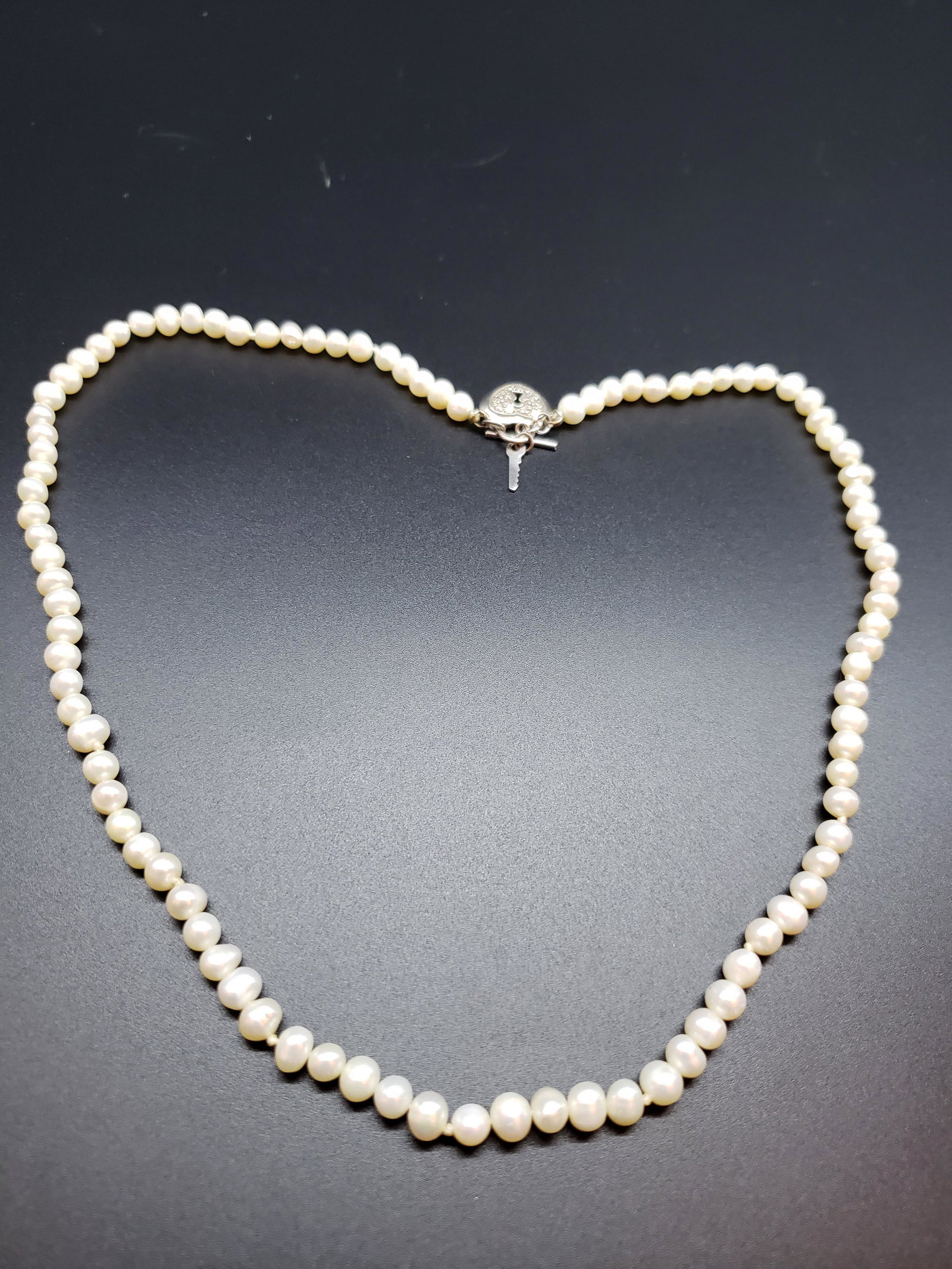 VINTAGE GENUINE CULTURED PEARLS: Vintage Genuine Cultured Pearls Piece is 18" Long All items for this Auction Located in in Hollywood Florida Warehouse For Shipping Call today for quote they have item numbers and Pak Mail is availabl